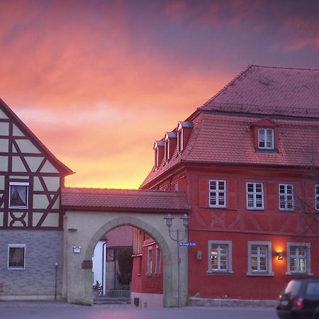 Rotes Ross Marktbergel Buitenkant foto